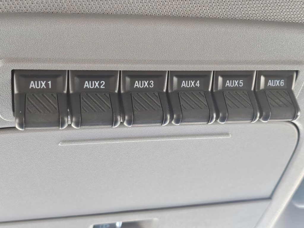 2024 Oxford White Ford Super Duty F-250 SRW XL 4X4 Truck