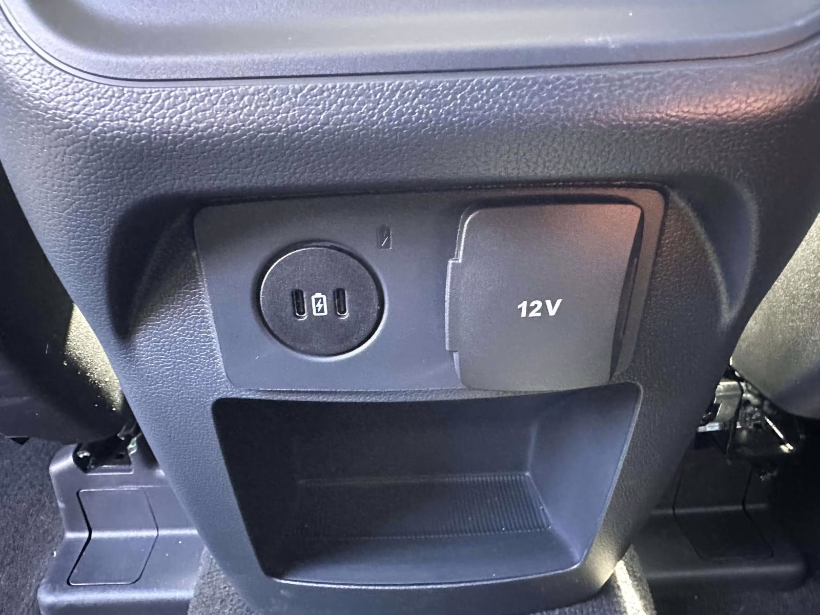 2025 Agate Black Metallic Ford Explorer Active 4WD 4X4 SUV