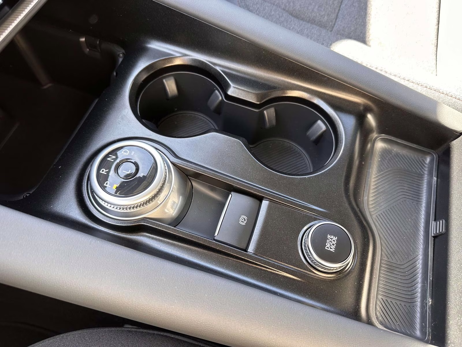 2025 Agate Black Metallic Ford Explorer Active 4WD 4X4 SUV