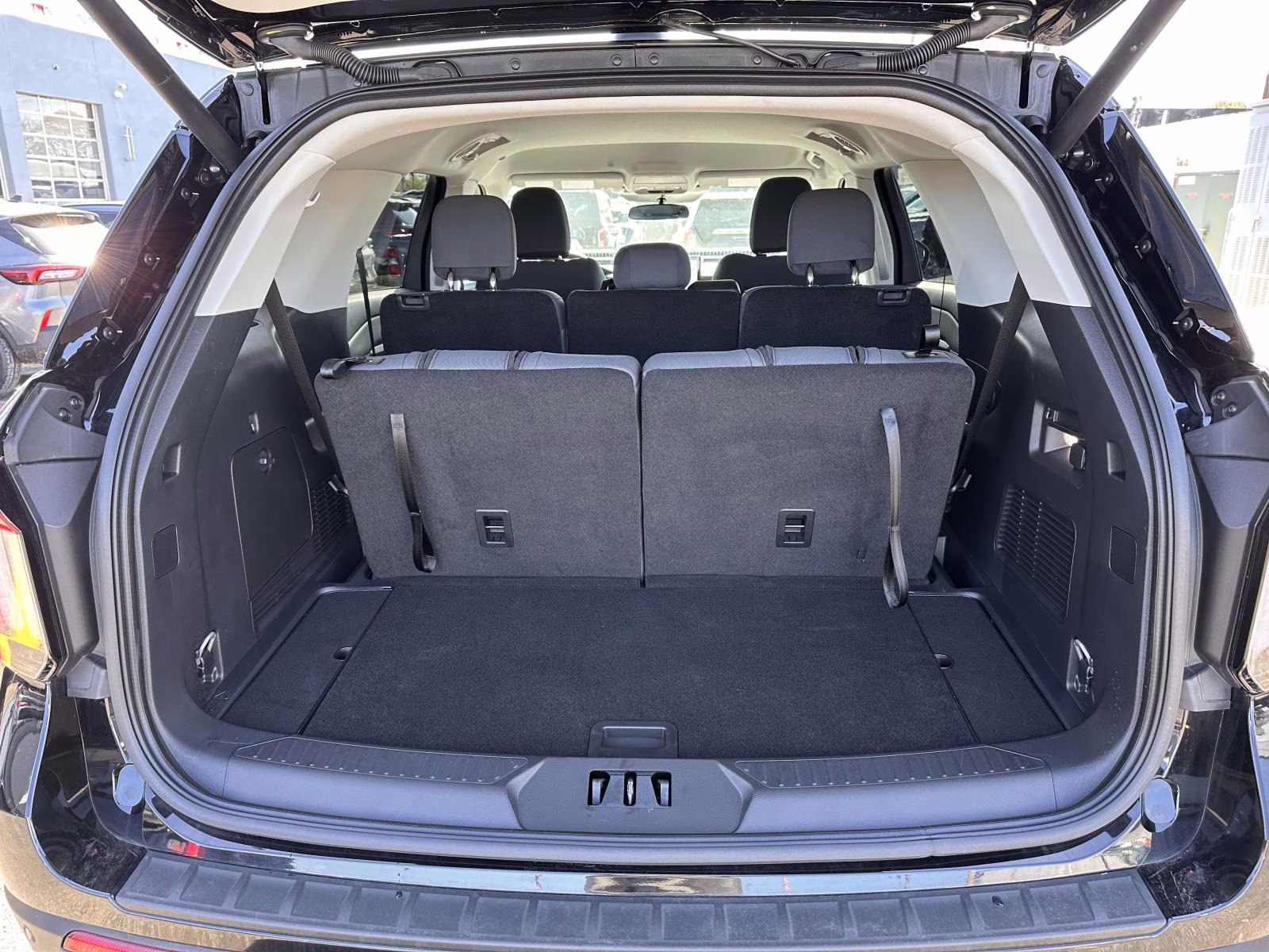 2025 Agate Black Metallic Ford Explorer Active 4WD 4X4 SUV