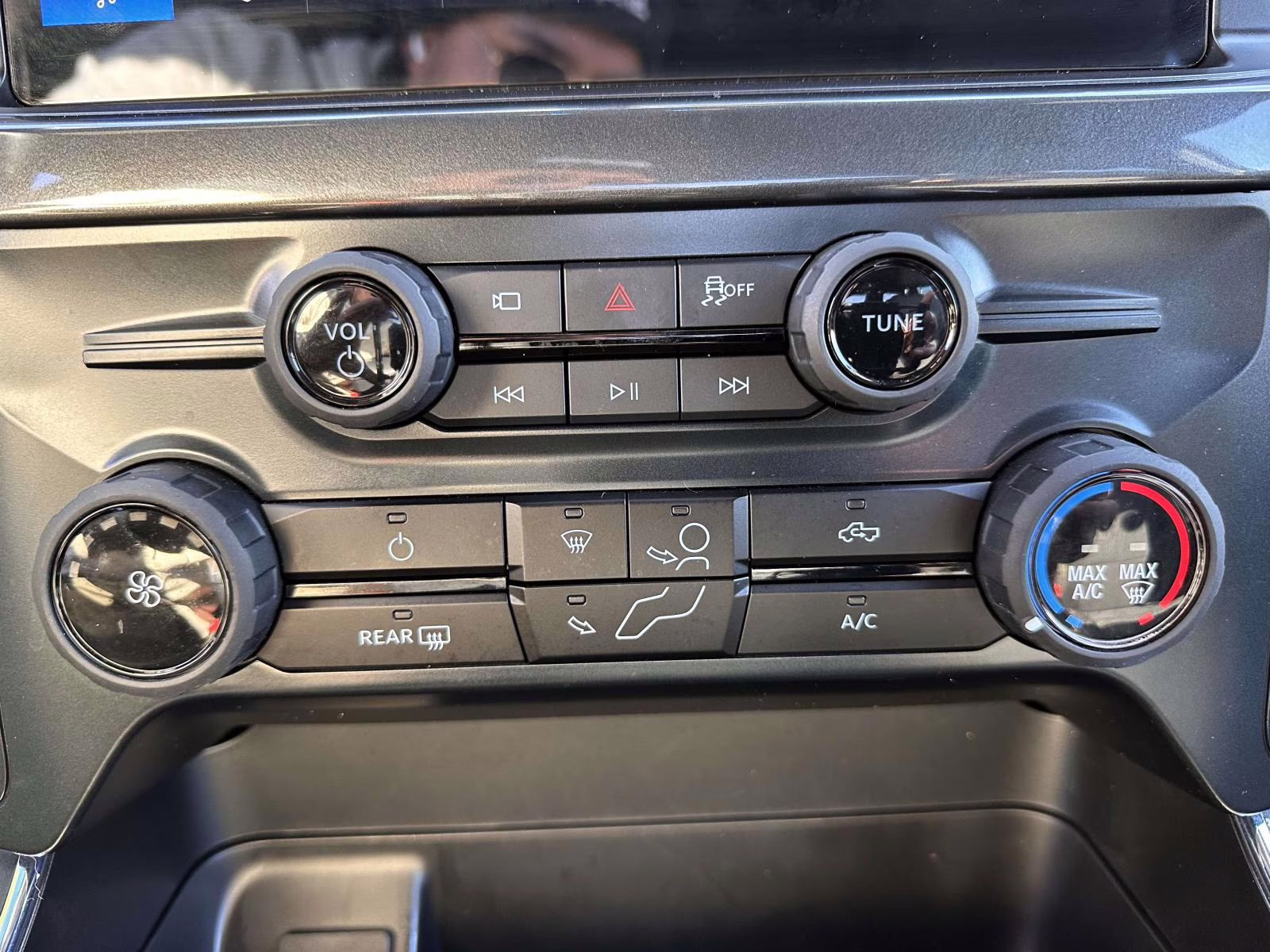 2025 Iconic Silver Metallic Ford F-150 STX 4WD SuperCab 6.5' Box 4X4 Truck