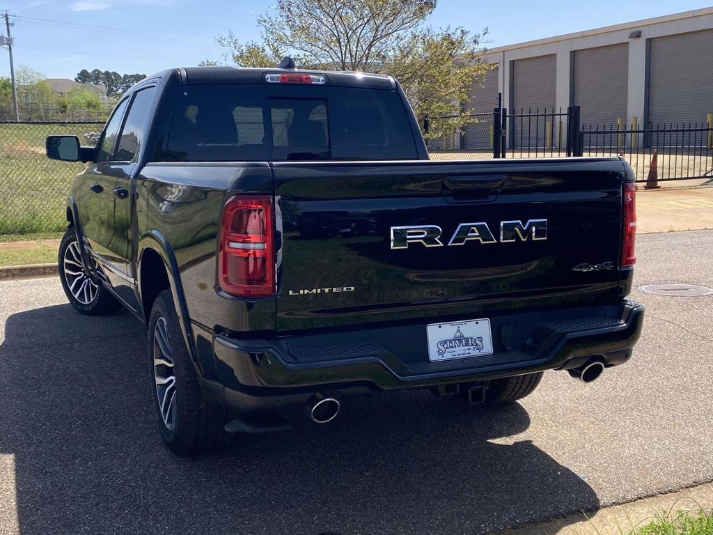 2026 Diamond Black Crystal Pearlcoat Ram 1500 Limited 4X4 Truck