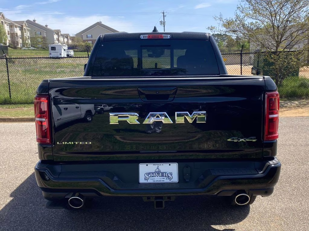 2026 Diamond Black Crystal Pearlcoat Ram 1500 Limited 4X4 Truck