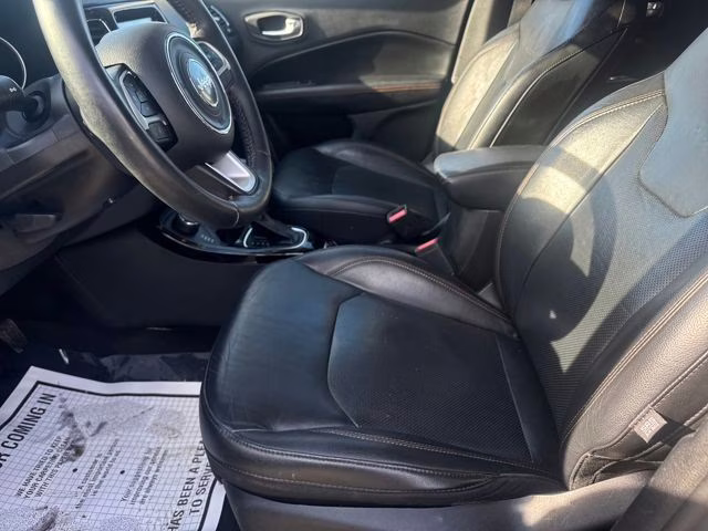 2018 Billet Silver Metallic Clearcoat Jeep Compass Limited 4X4 SUV
