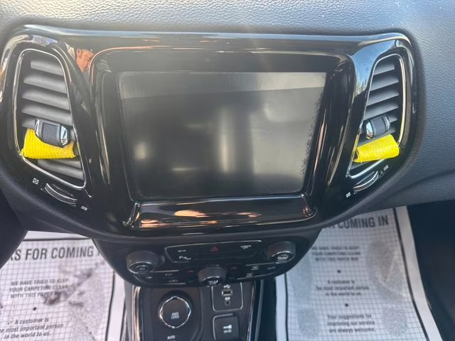 2018 Billet Silver Metallic Clearcoat Jeep Compass Limited 4X4 SUV