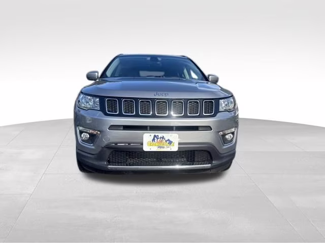 2018 Billet Silver Metallic Clearcoat Jeep Compass Limited 4X4 SUV