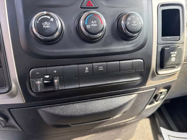 2015 Granite Crystal Metallic Clearcoat Ram 2500 SLT 4X4 Truck