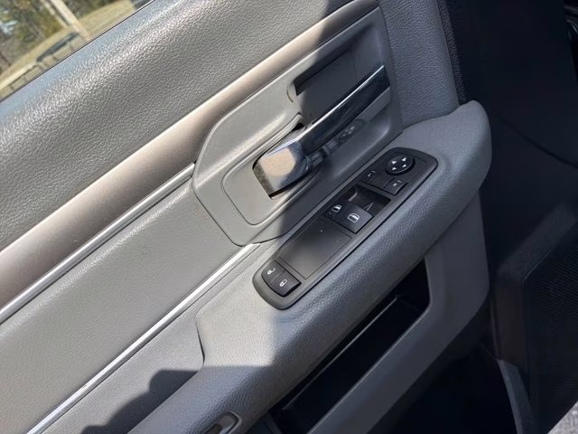 2015 Granite Crystal Metallic Clearcoat Ram 2500 SLT 4X4 Truck