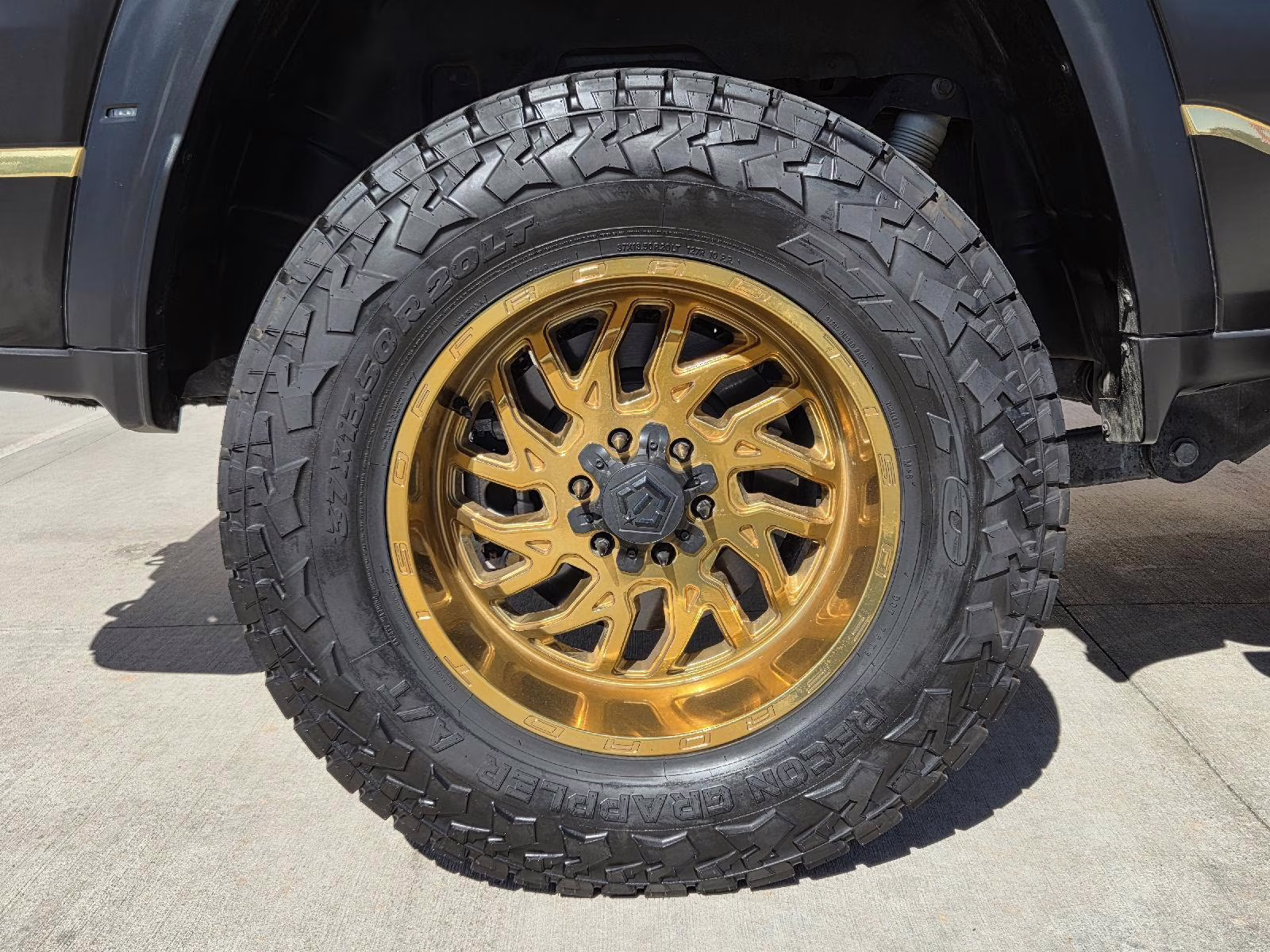 2024 Diamond Black Crystal Pearlcoat Ram 1500 TRX 4X4 Truck