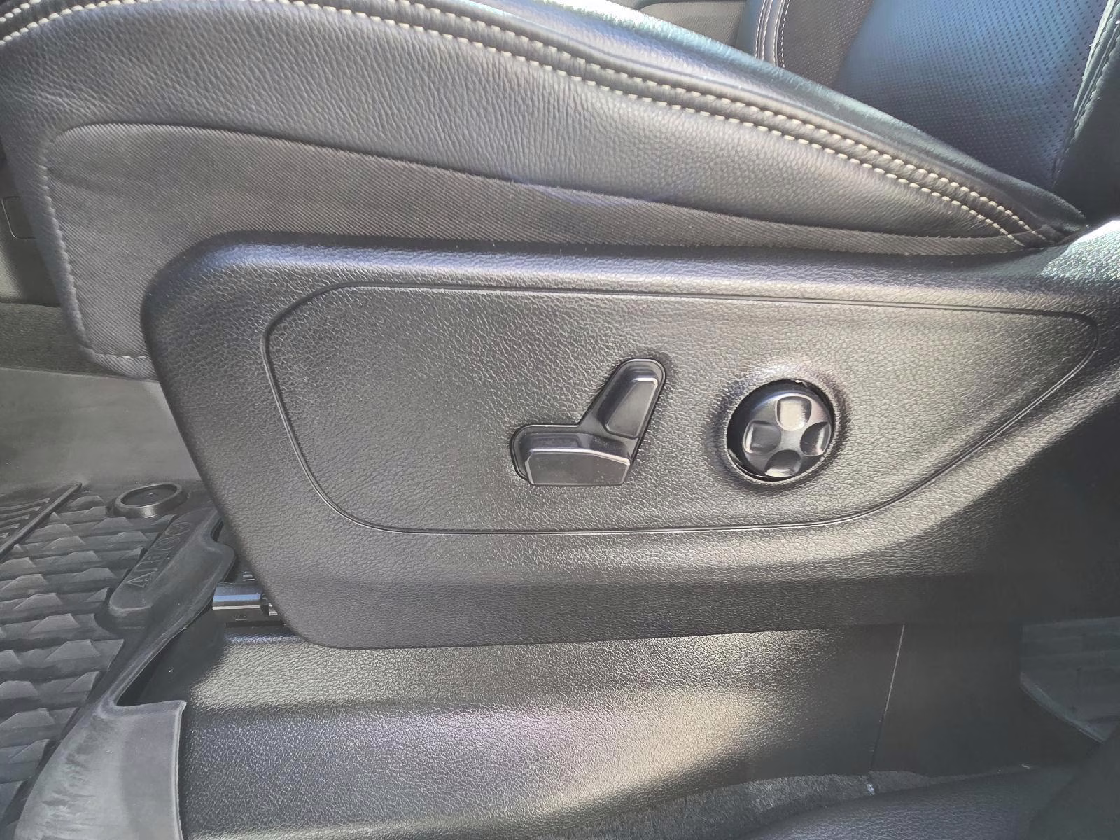 2024 Diamond Black Crystal Pearlcoat Ram 1500 TRX 4X4 Truck