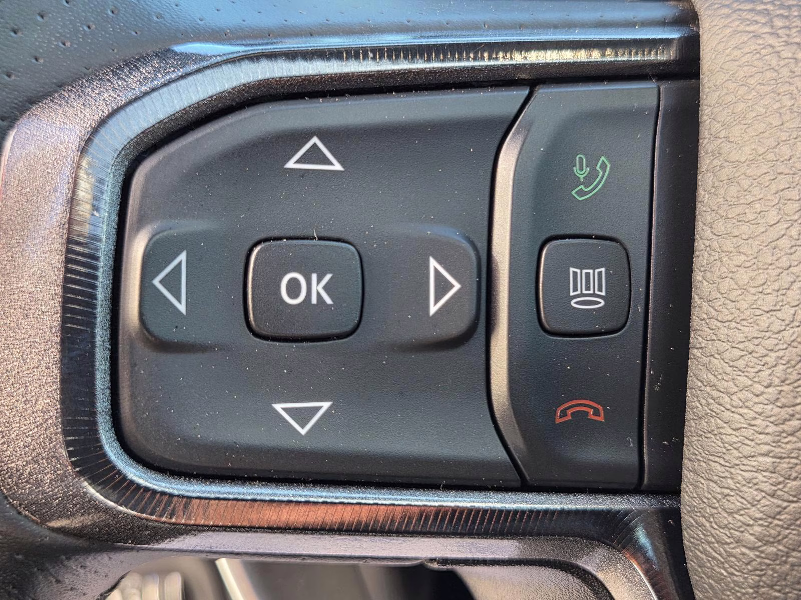 2024 Diamond Black Crystal Pearlcoat Ram 1500 TRX 4X4 Truck