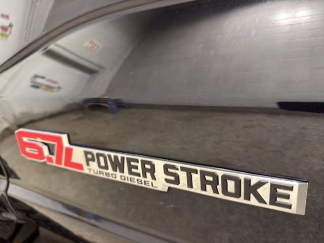 2026 Agate Black Metallic Ford Super Duty F-250 SRW Lariat Waldoch M80X 4X4 Truck