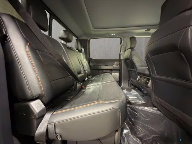 2026 Agate Black Metallic Ford Super Duty F-250 SRW Lariat Waldoch M80X 4X4 Truck