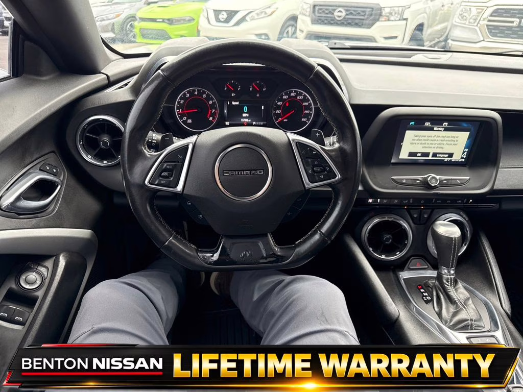 2018 Silver Ice Metallic Chevrolet Camaro 1LT RWD Coupe