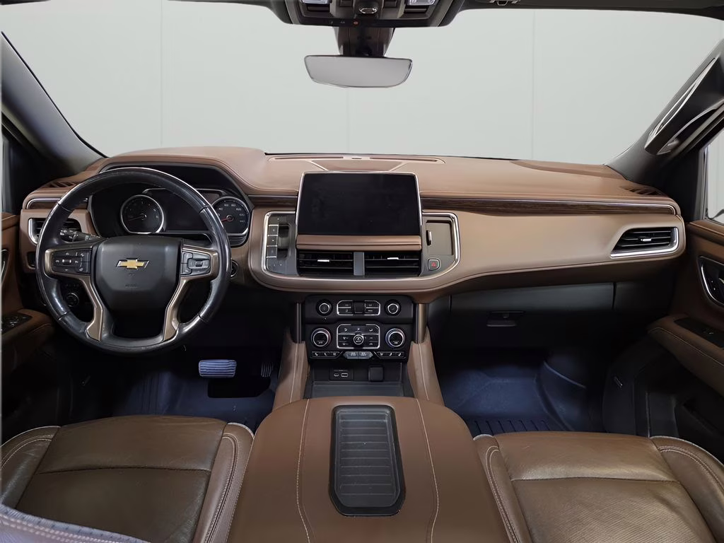 2021 Iridescent Pearl Tricoat Chevrolet Suburban High Country 4X4 SUV