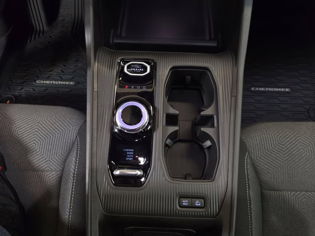 2026 Red Hot Pearlcoat Jeep Cherokee Laredo 4X4 SUV