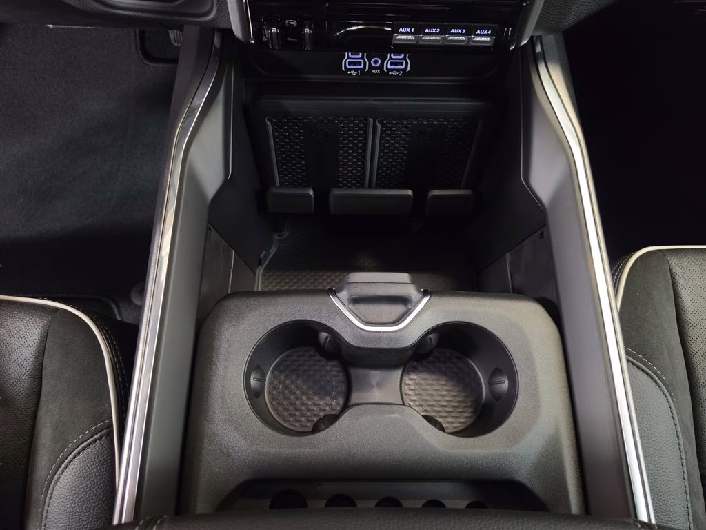 2026 Diamond Black Crystal Pearlcoat Ram 2500 Laramie 4X4 Truck