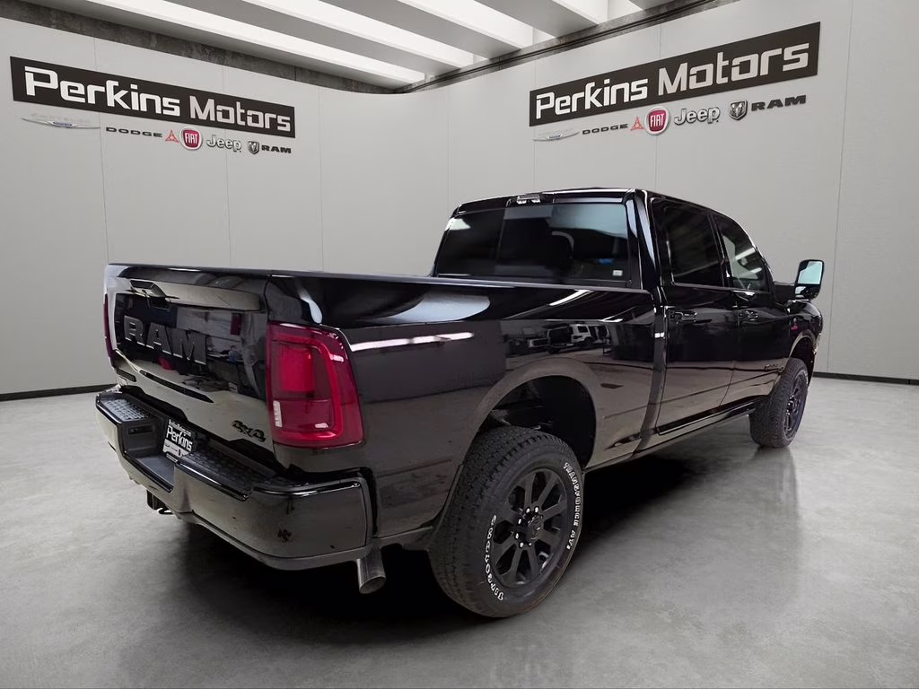 2026 Diamond Black Crystal Pearlcoat Ram 2500 Laramie 4X4 Truck