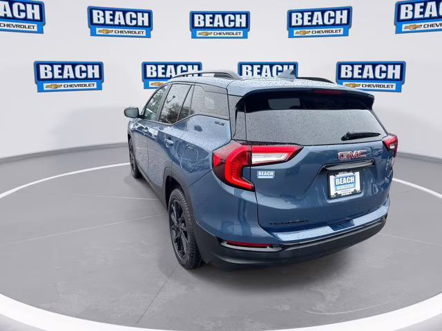 2024 Downpour Metallic GMC Terrain SLE FWD SUV