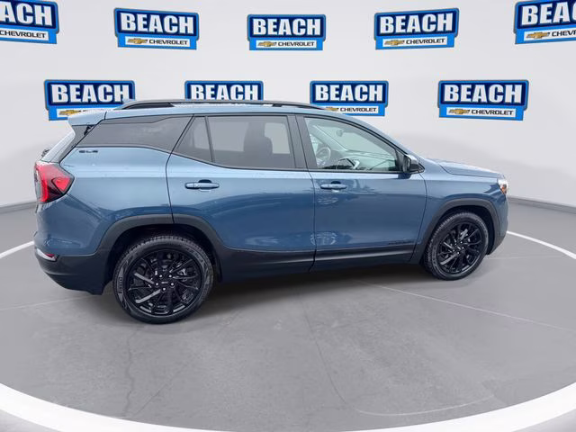 2024 Downpour Metallic GMC Terrain SLE FWD SUV