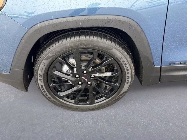 2024 Downpour Metallic GMC Terrain SLE FWD SUV