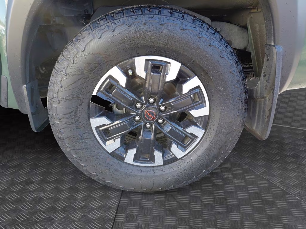 2024 Tactical Green Metallic Nissan Frontier PRO-X w/Convenience & Tech Pkg RWD Truck