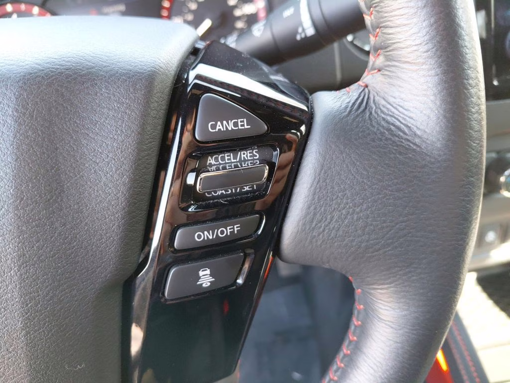 2024 Tactical Green Metallic Nissan Frontier PRO-X w/Convenience & Tech Pkg RWD Truck