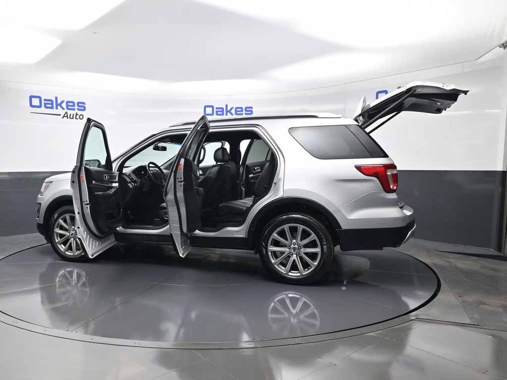 2017 Ingot Silver Ford Explorer Limited 4X4 SUV