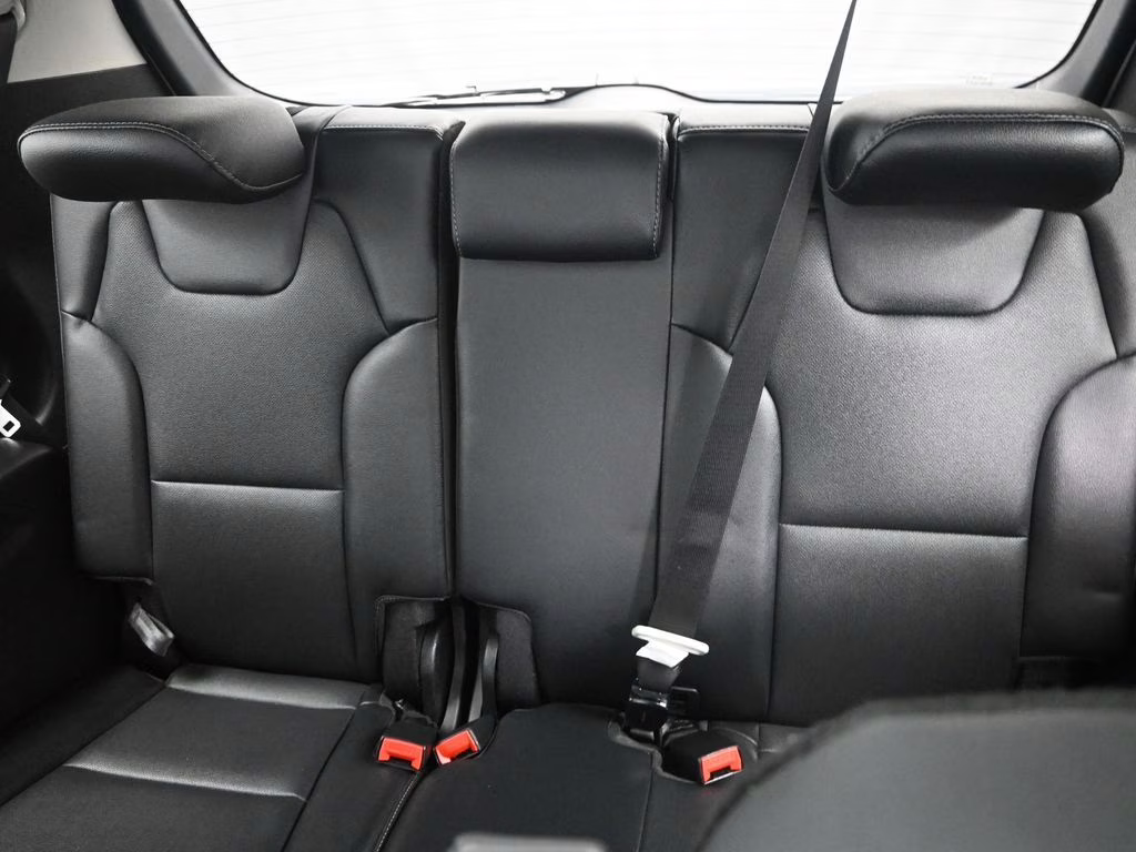 2024 Glacial White Pearl Kia Telluride SX AWD SUV