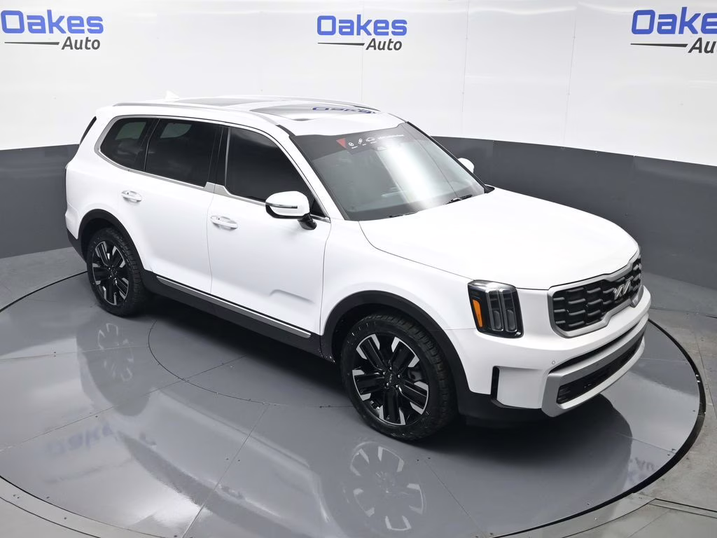 2024 Glacial White Pearl Kia Telluride SX AWD SUV