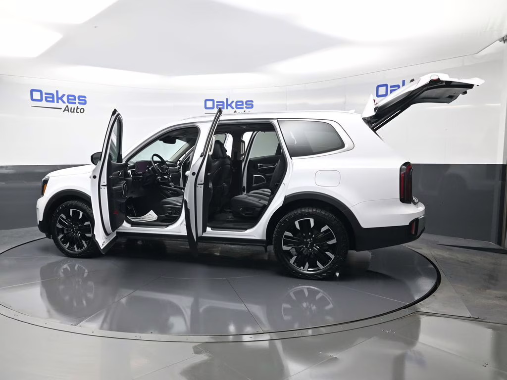 2024 Glacial White Pearl Kia Telluride SX AWD SUV