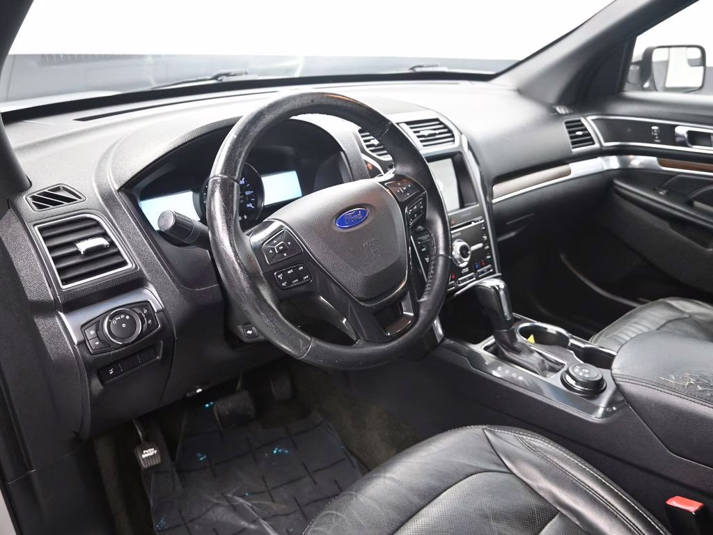 2017 Ingot Silver Ford Explorer Limited 4X4 SUV