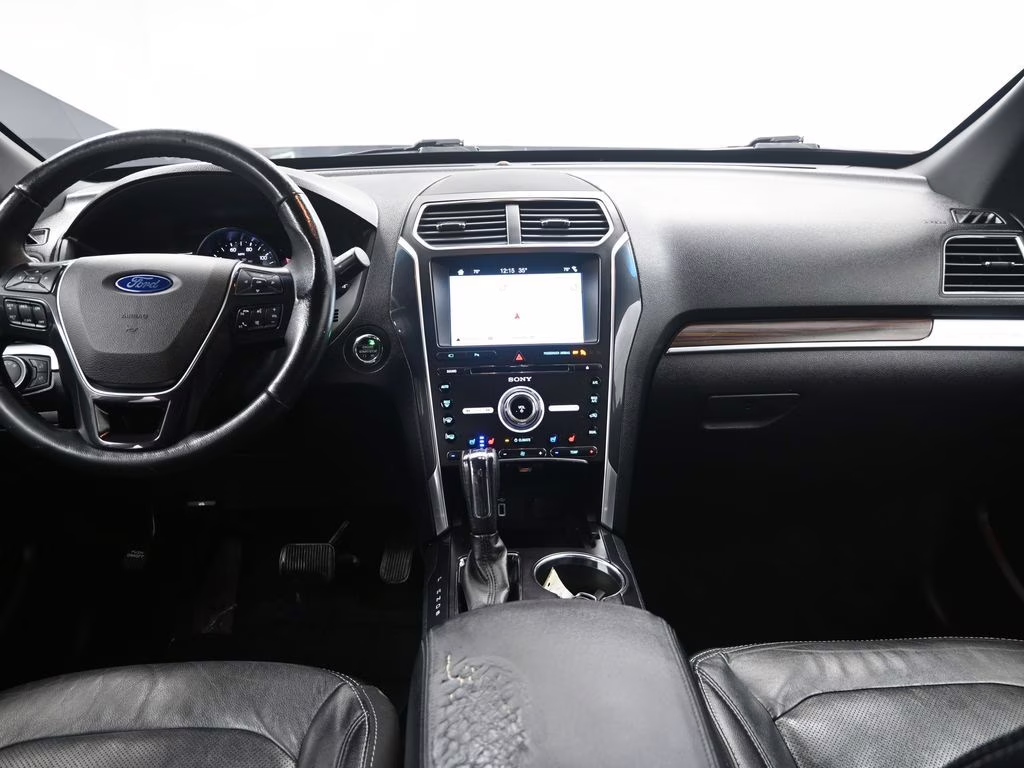 2017 Ingot Silver Ford Explorer Limited 4X4 SUV