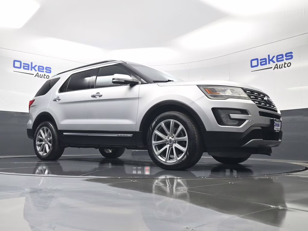 2017 Ingot Silver Ford Explorer Limited 4X4 SUV