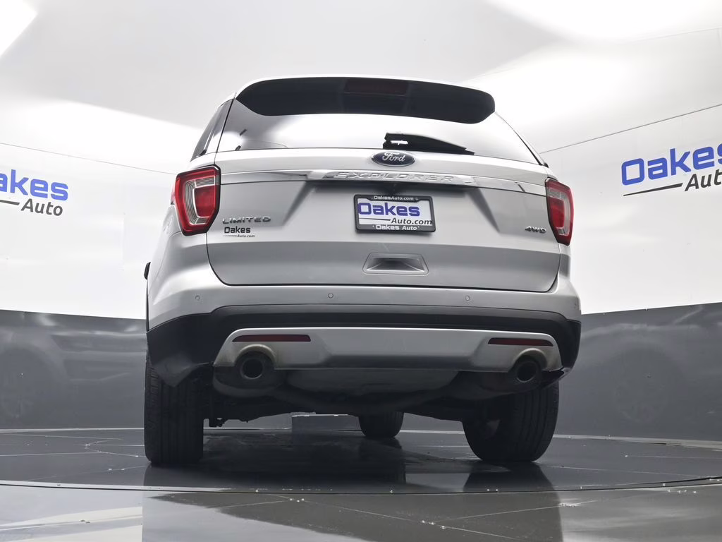 2017 Ingot Silver Ford Explorer Limited 4X4 SUV