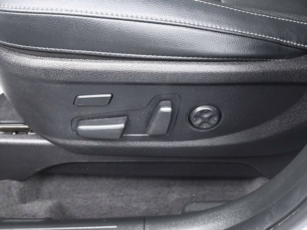 2024 Glacial White Pearl Kia Telluride SX AWD SUV