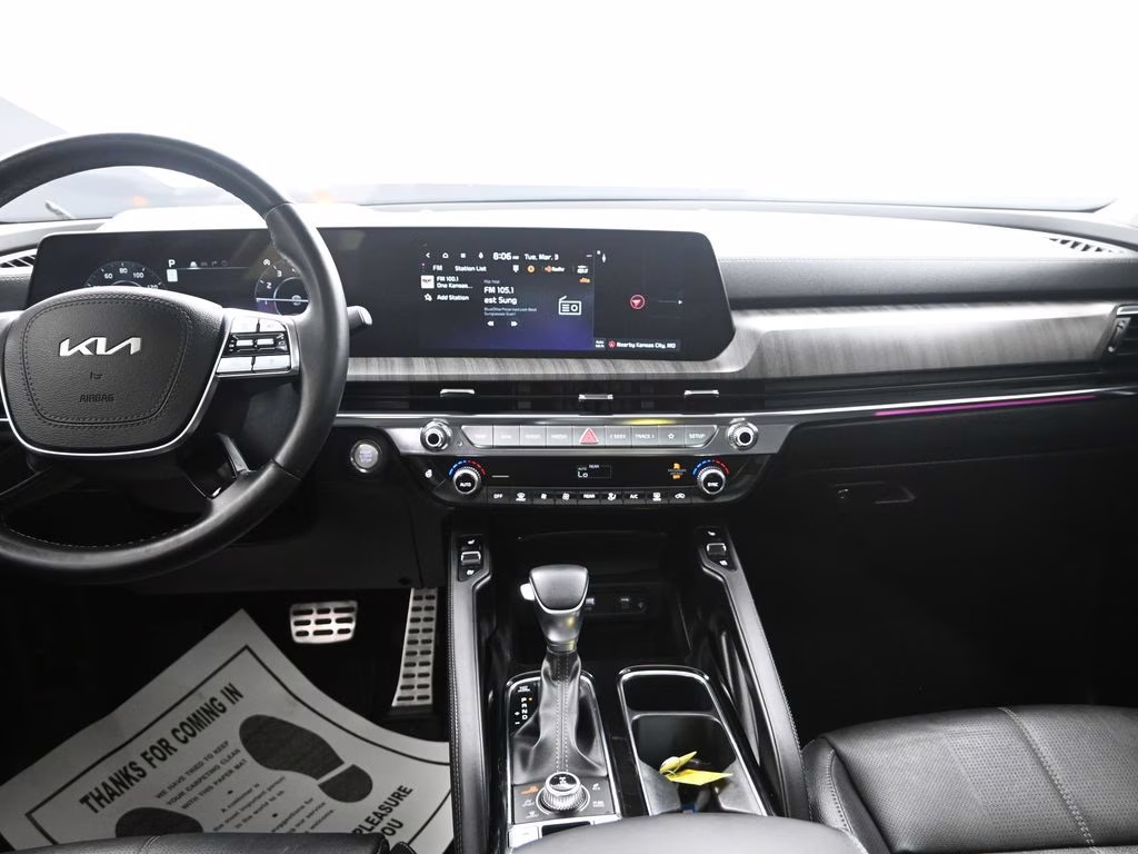 2024 Glacial White Pearl Kia Telluride SX AWD SUV