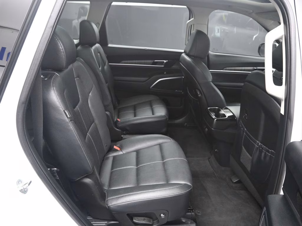 2024 Glacial White Pearl Kia Telluride SX AWD SUV