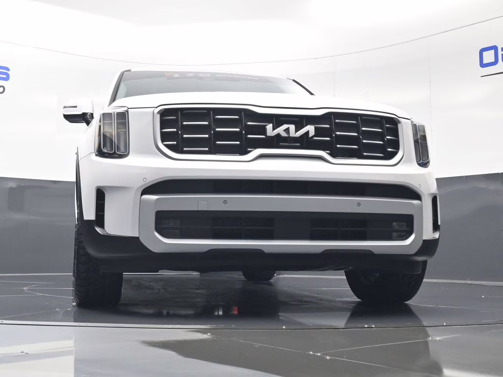 2024 Glacial White Pearl Kia Telluride SX AWD SUV