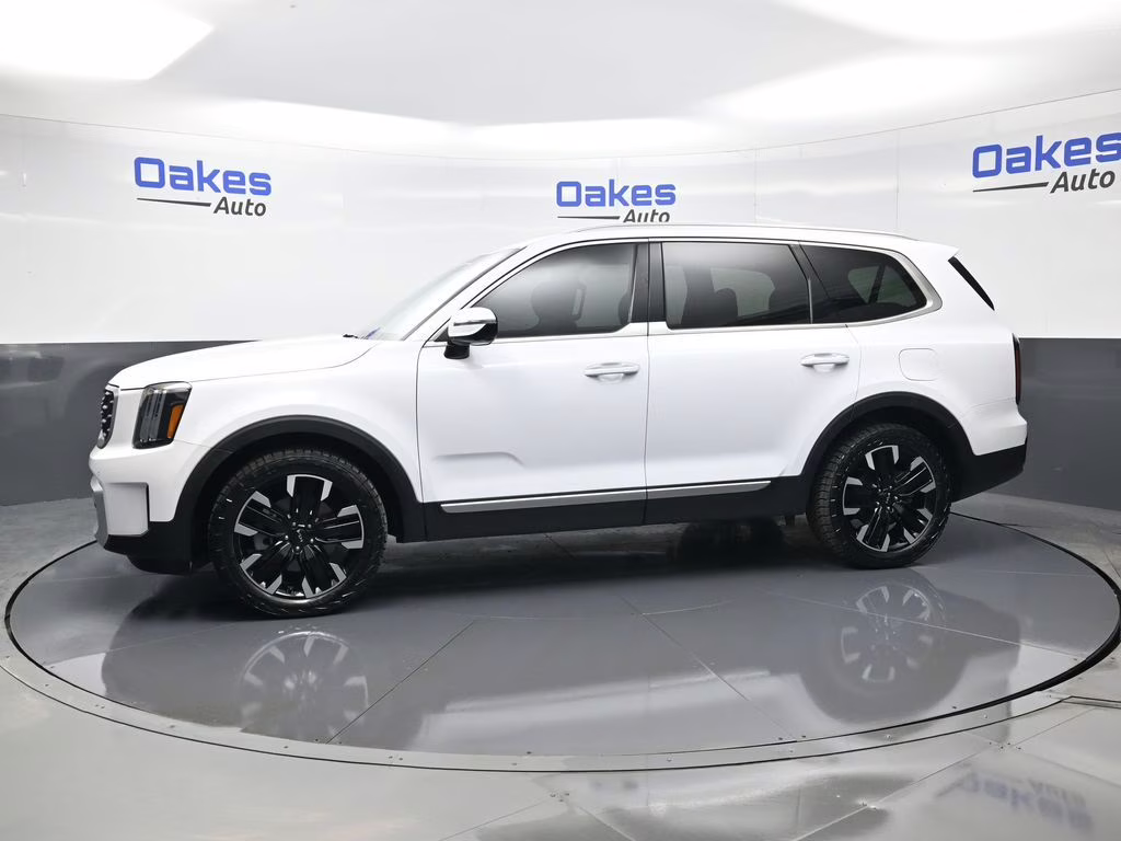 2024 Glacial White Pearl Kia Telluride SX AWD SUV