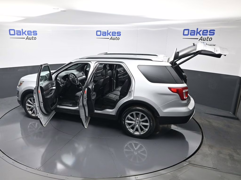 2017 Ingot Silver Ford Explorer Limited 4X4 SUV