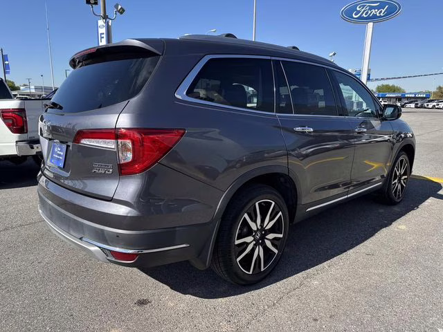 2021 Gray Honda Pilot Touring AWD SUV