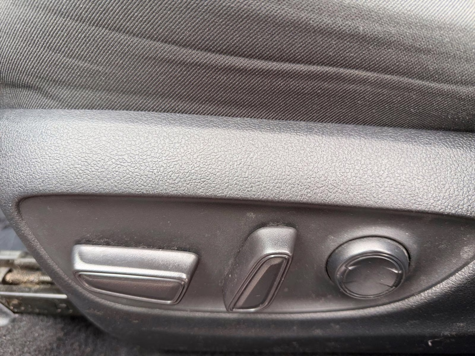 2021 Pearl Toyota RAV4 Hybrid XLE AWD SUV