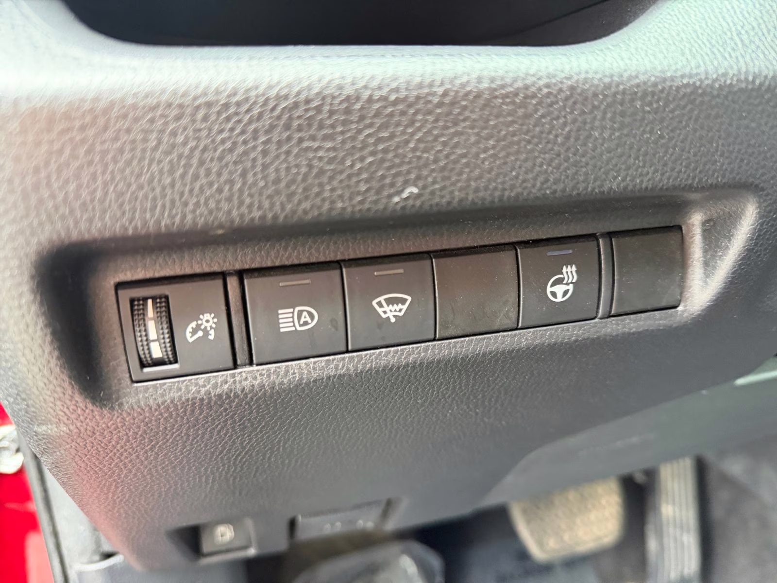 2021 Pearl Toyota RAV4 Hybrid XLE AWD SUV