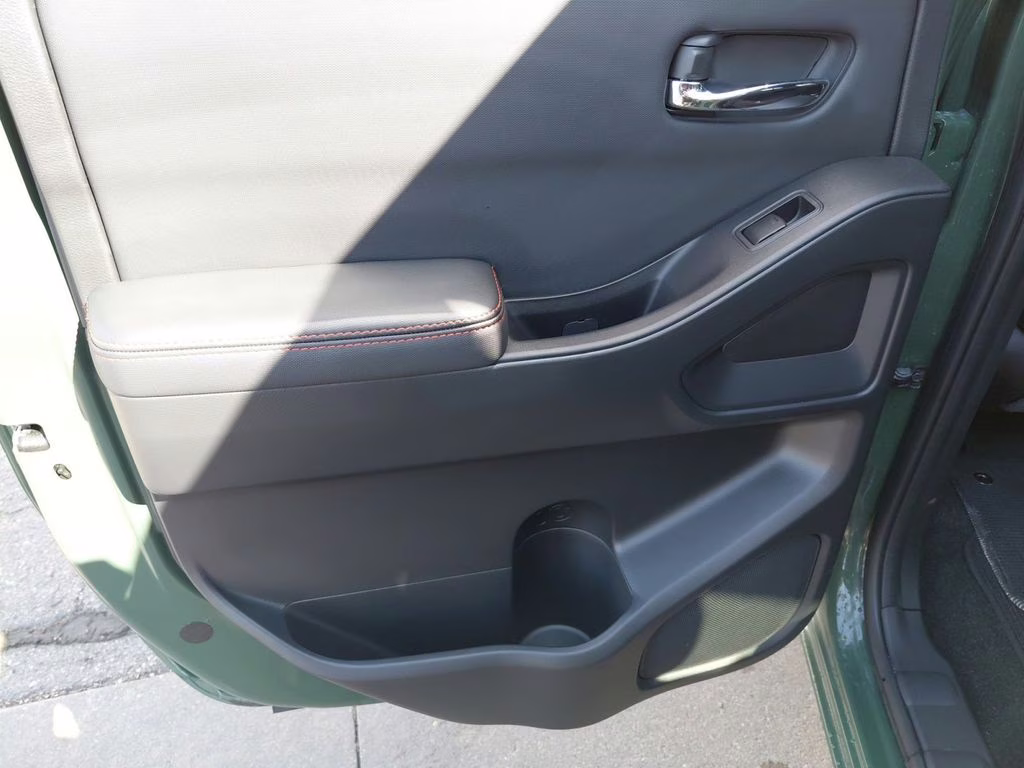 2024 Tactical Green Metallic Nissan Frontier PRO-X w/Convenience & Tech Pkg RWD Truck