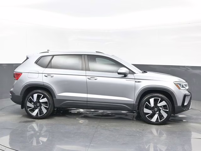 2024 Pyrite Silver Metallic Volkswagen Taos 1.5T SEL AWD SUV