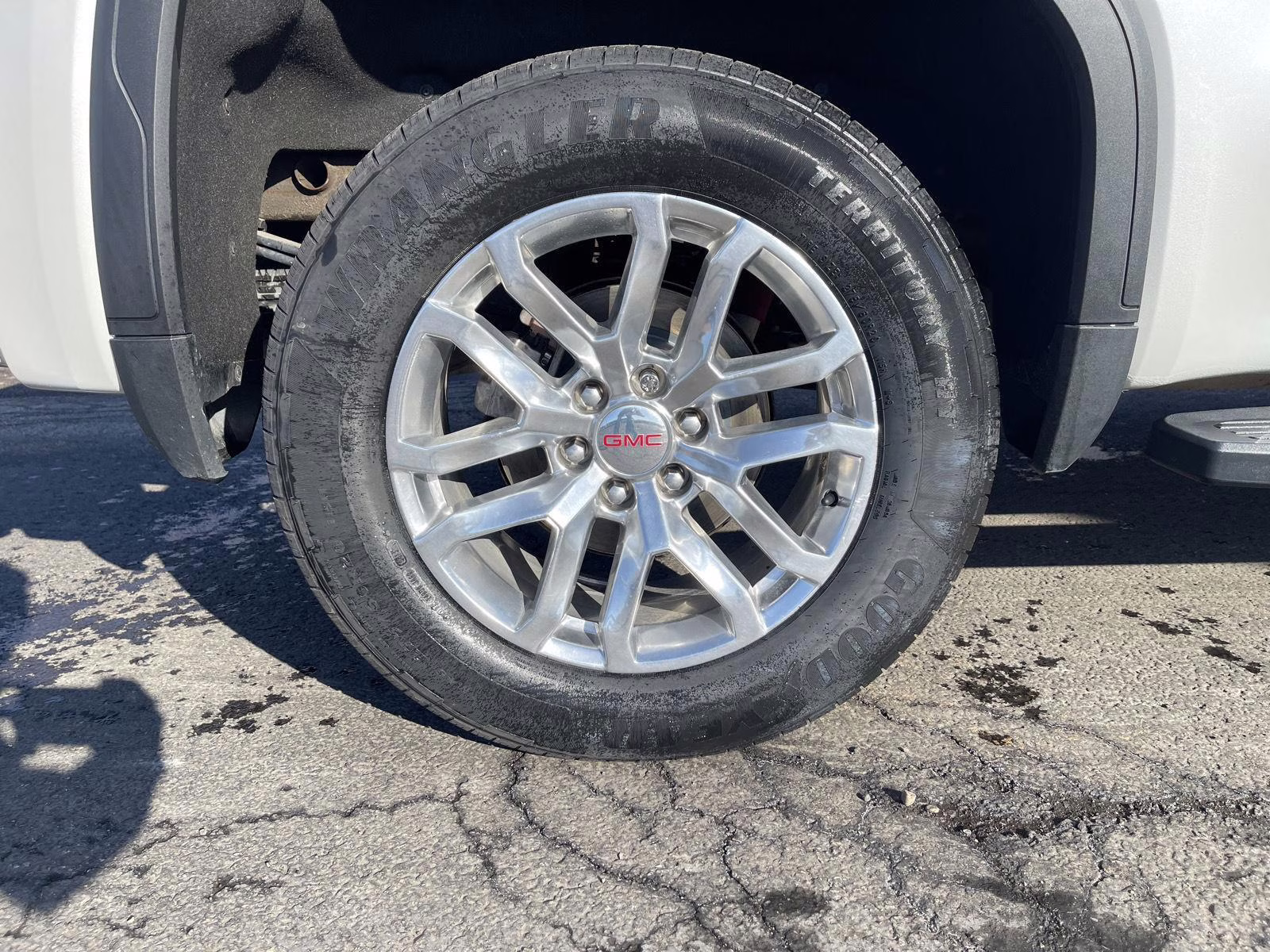 2021 White Frost Tricoat GMC Sierra 1500 SLT 4X4 Truck