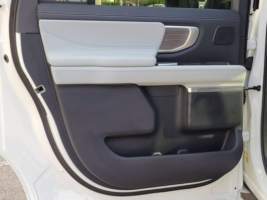 2026 STAR WHITE MET TRI-COAT Ford Expedition Max Platinum Max 4X4 SUV