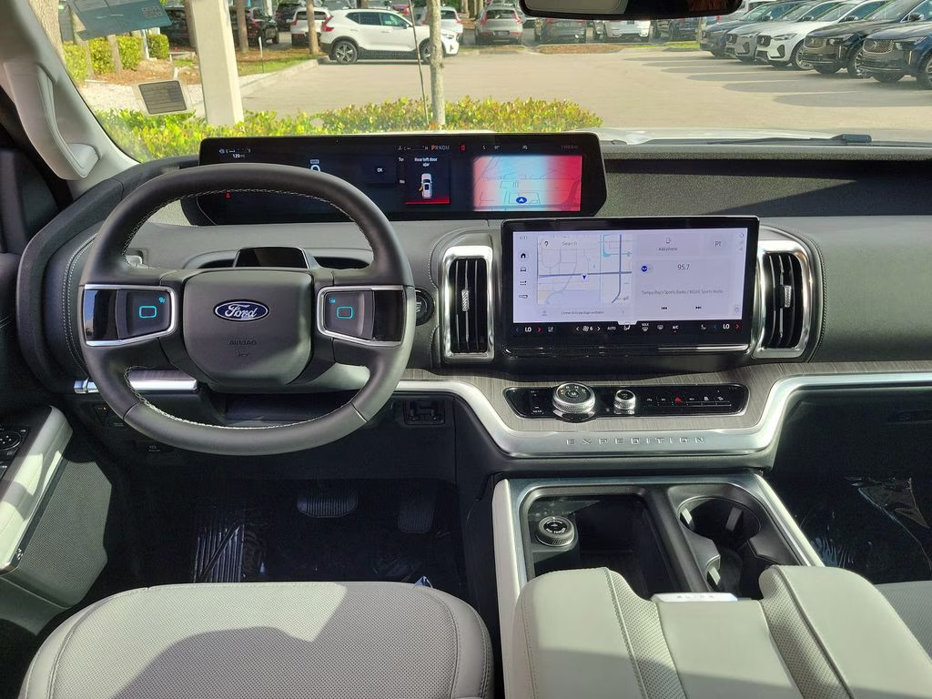 2026 STAR WHITE MET TRI-COAT Ford Expedition Max Platinum Max 4X4 SUV