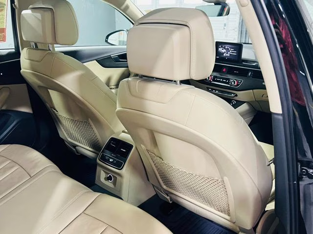 2019 Brilliant Black Audi A4 2.0T Premium AWD Sedan